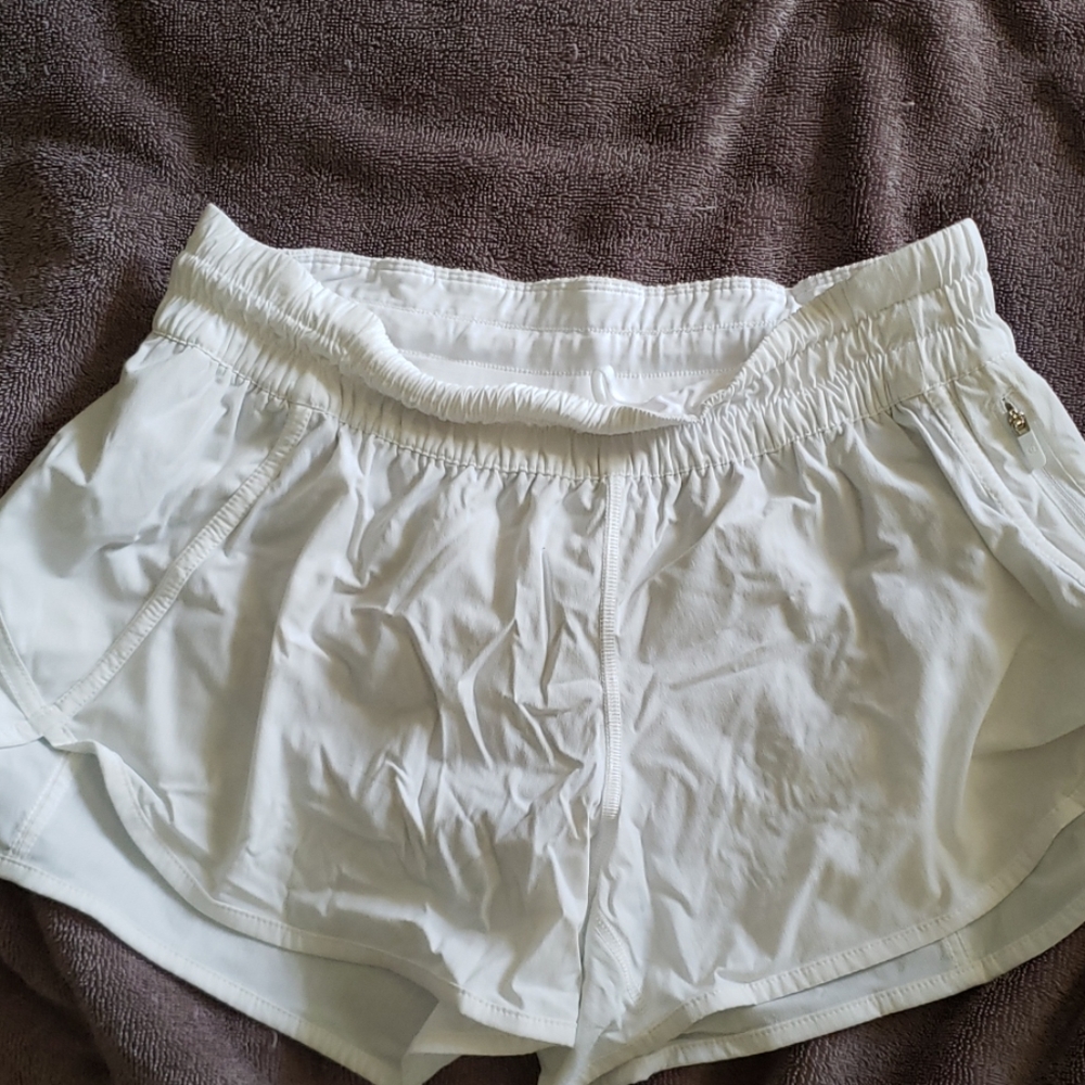 Guc lululemon tracker shorts